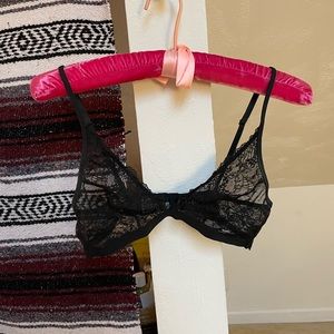 GapBody Lace Bralette Black Small